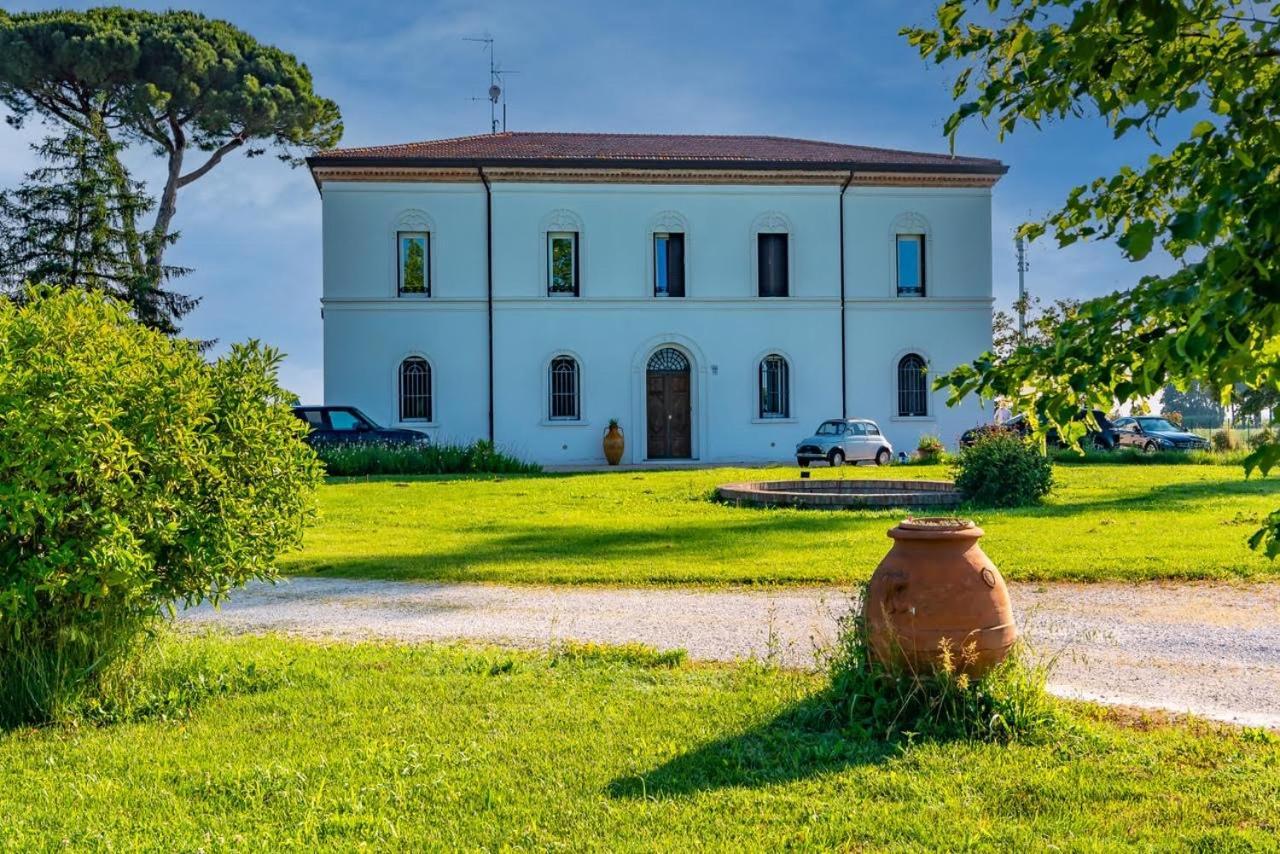 Villa Archi ฟาเอนซา ภายนอก รูปภาพ